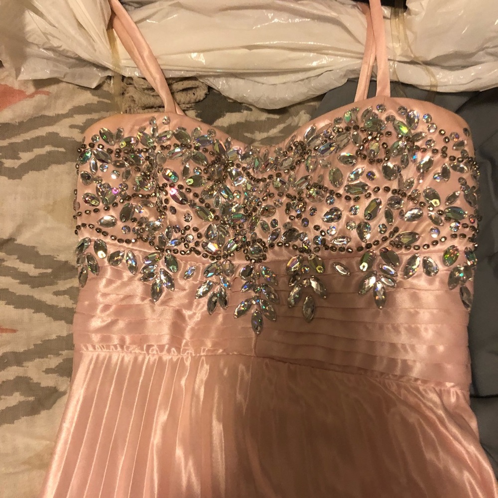 Prom dress - Picture 2 of 2